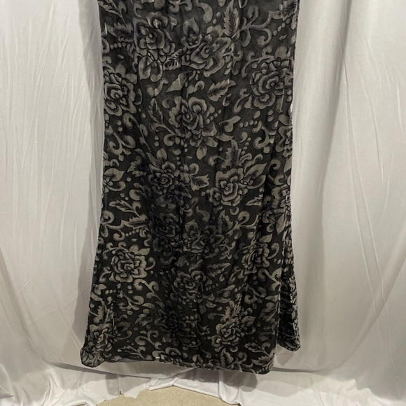 NWT $538 La Femme [ 8 ] Burnout‎ Velvet Column Gown in Black/Gunmetal - Picture 11 of 14